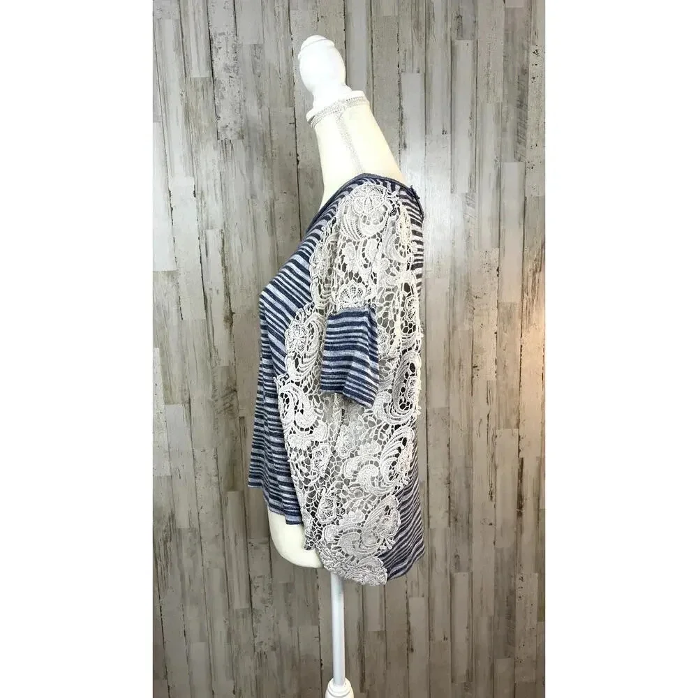 We The‎ Free Women's Size Medium Blue/White Striped Crochet Lace Top